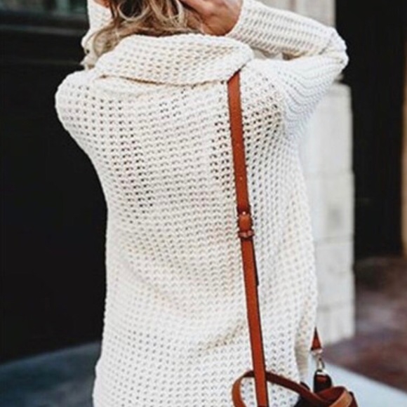 ✨HP!✨Cream Waffle Knit Cowl Neck Sweater✨ - Picture 3 of 8